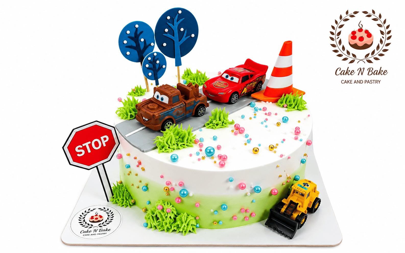 car-theme-cake